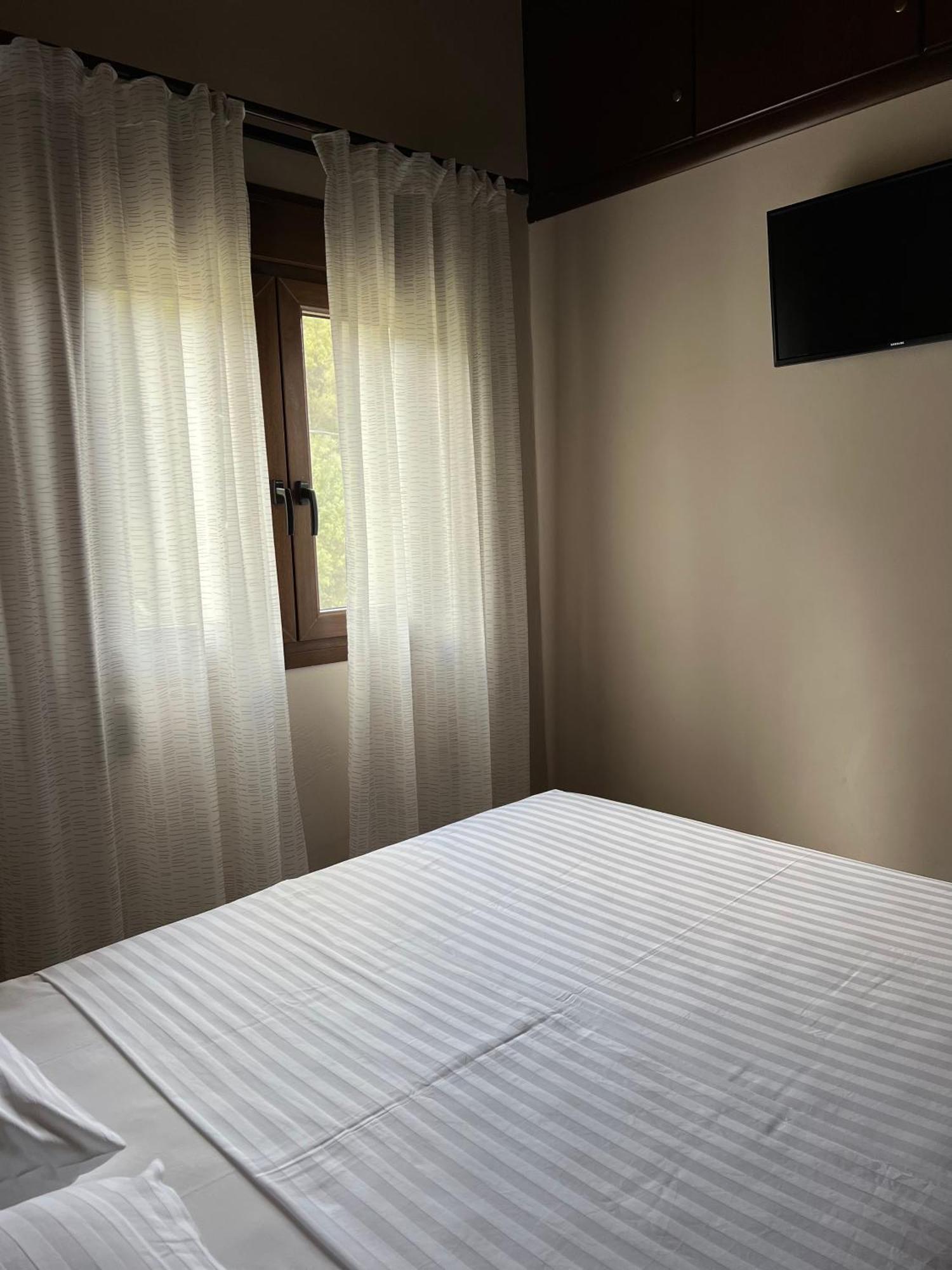 Serenity Resort Vrisai ภายนอก รูปภาพ